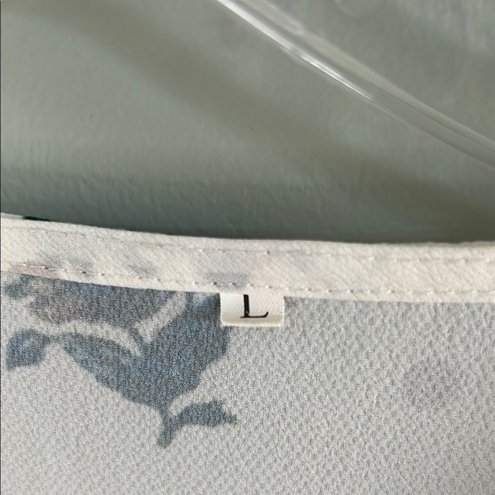 Blouse - Picture 2 of 6